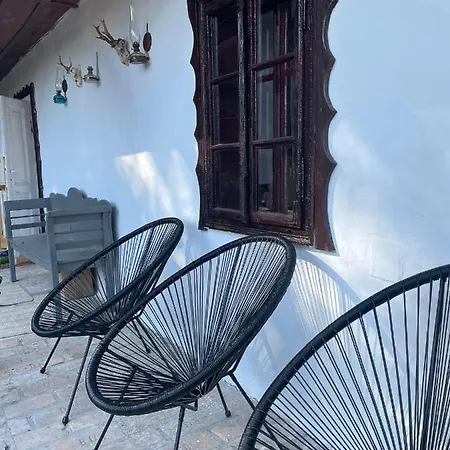 Róza *